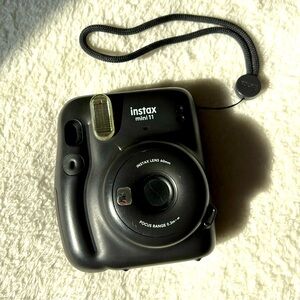 Fujifilm Instax Mini 11 Film Camera